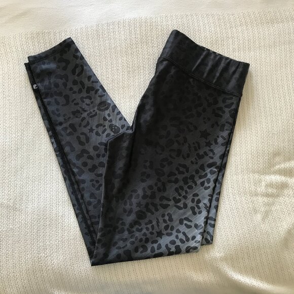 Terez Graphic Print Black and Gray Leggings Womens X-Large NWOT - Picture 7 of 7